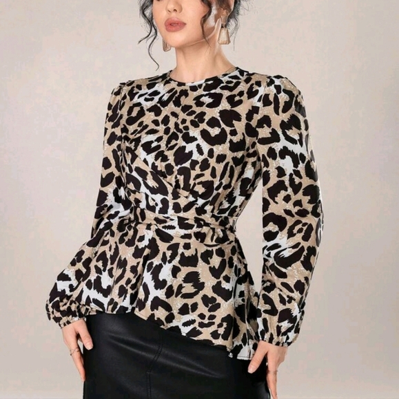 Women Elegant Leopard Print Criss-Cross Front Casual Simple Slim Fit Blouse - Picture 5 of 5